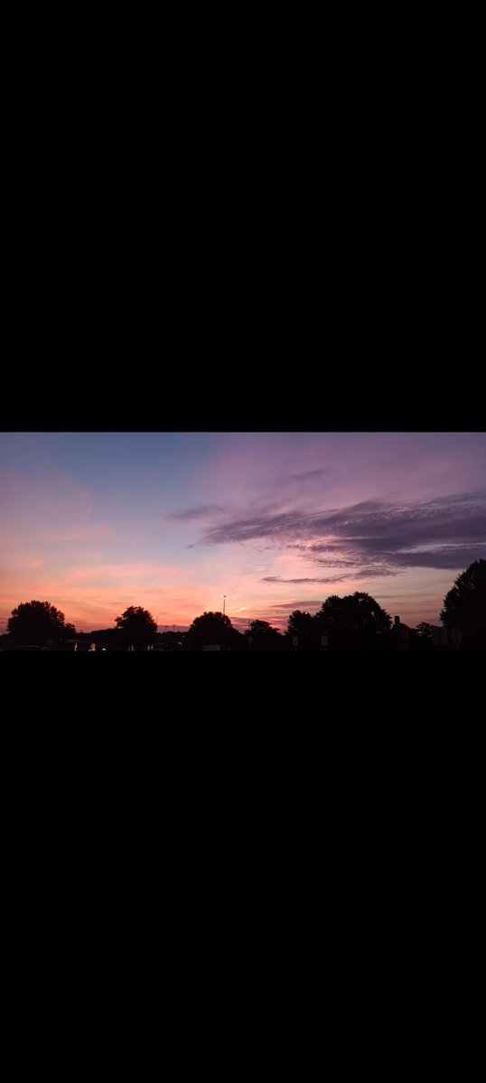 Michael22030520's tweet photo. SOUTH CAROLINA 
TOXIC SUNRISE"
RED LITHIUM, STRONTIUM, BARIUM, ALUMINUM, COALFLYASH"
NO ESCAPE! 
8-13-26 https://t.co/9Uu3UnohoC