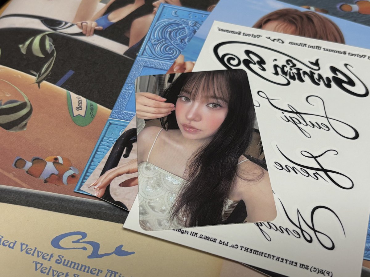 ooTYmy's tweet photo. redvelvet レドベル surfin'boy トレカ 交換

譲:イェリ
求:同種ジョイorアイリーン

郵送希望です🙇🏻‍♀️ https://t.co/HBxT4PYIHR