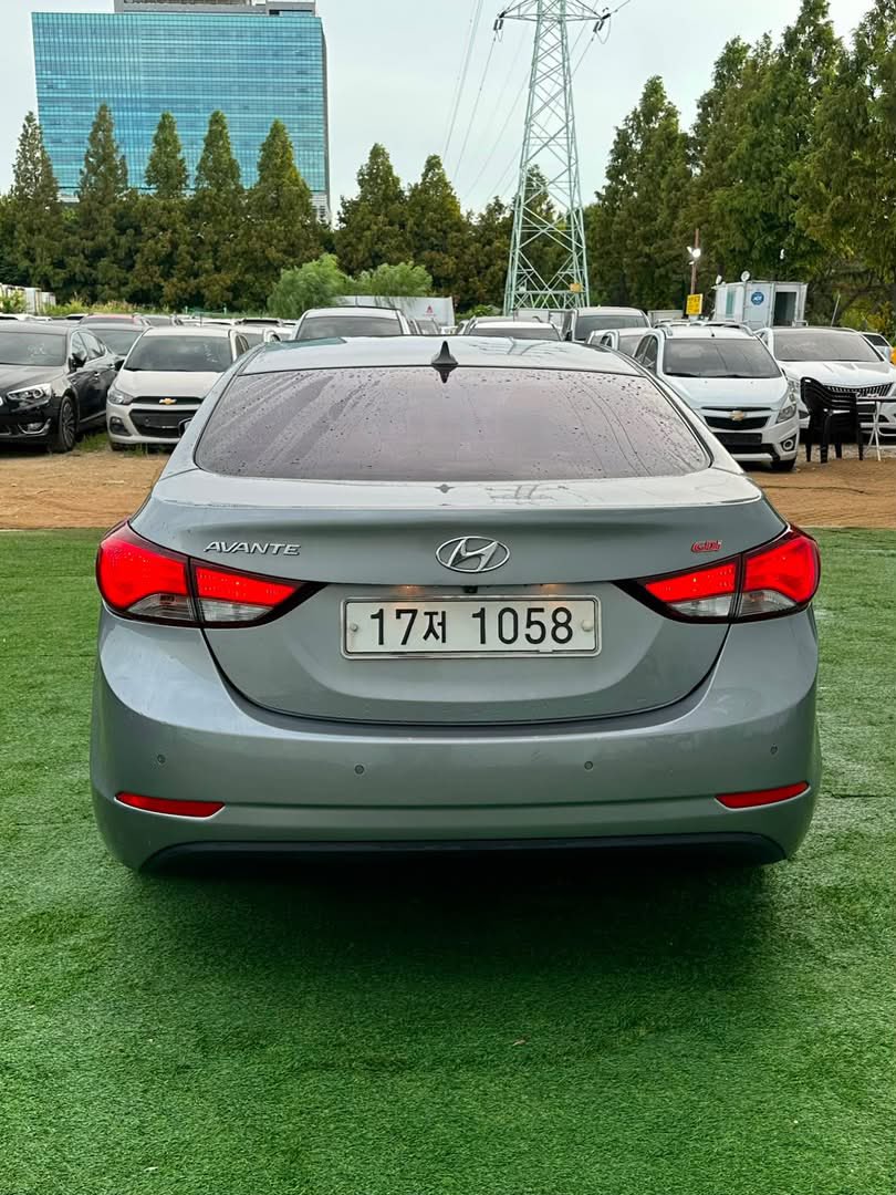 HangukAutos's tweet photo. 🔥Hyundai Avante 2015 model 🔥
✨✅Neat interior ✅
✨Remote Key
✨Premium Leather
✨Power & Heated Seats
💰Buying and shipping to Ghana : 55,000 cedis
Nino/Adjetey/Ofankor Barrier/Christians/Enzo/Kofi/Manhunt/Anthony Gordon/kweku Addo
#MTNat30MegaPromo
#GOATChallenge
#fyp https://t.co/ncV6hJ1VM9