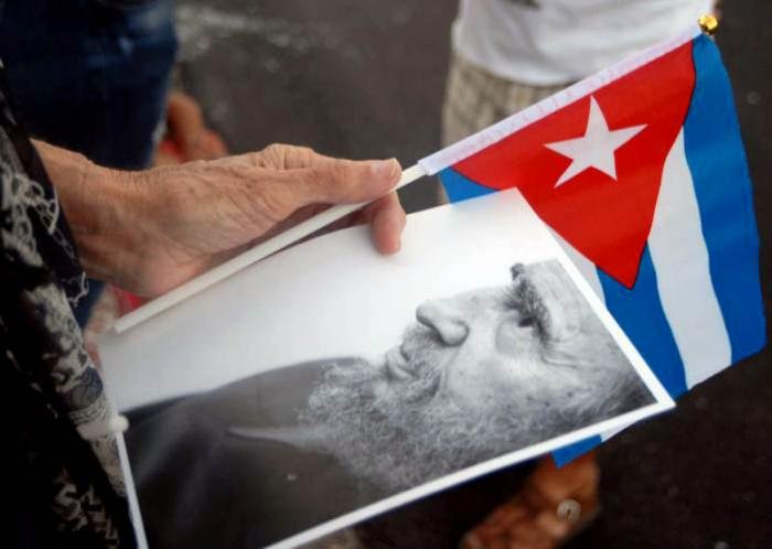 yordanyhabana's tweet photo. 👉 #100AñosConFidel Cuba te saluda Comandante 🇨🇺 https://t.co/jeftIVpXCx