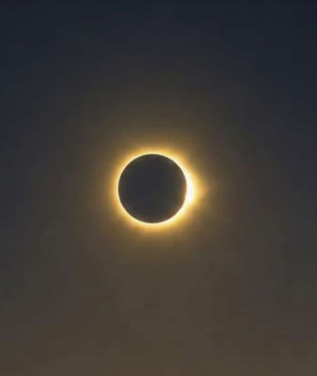 Dj_Noys's tweet photo. Lo de ayer fue increíble!! 😍
12-08-2026 una fecha para recordar y contar.
El momento de la totalidad del eclipse, no hay palabras para describirlo y ver los planetas por la noche y la perseidas ya fue la guinda del pastel para un día mágico! 🤩🤩 https://t.co/vbpjWxKkGb