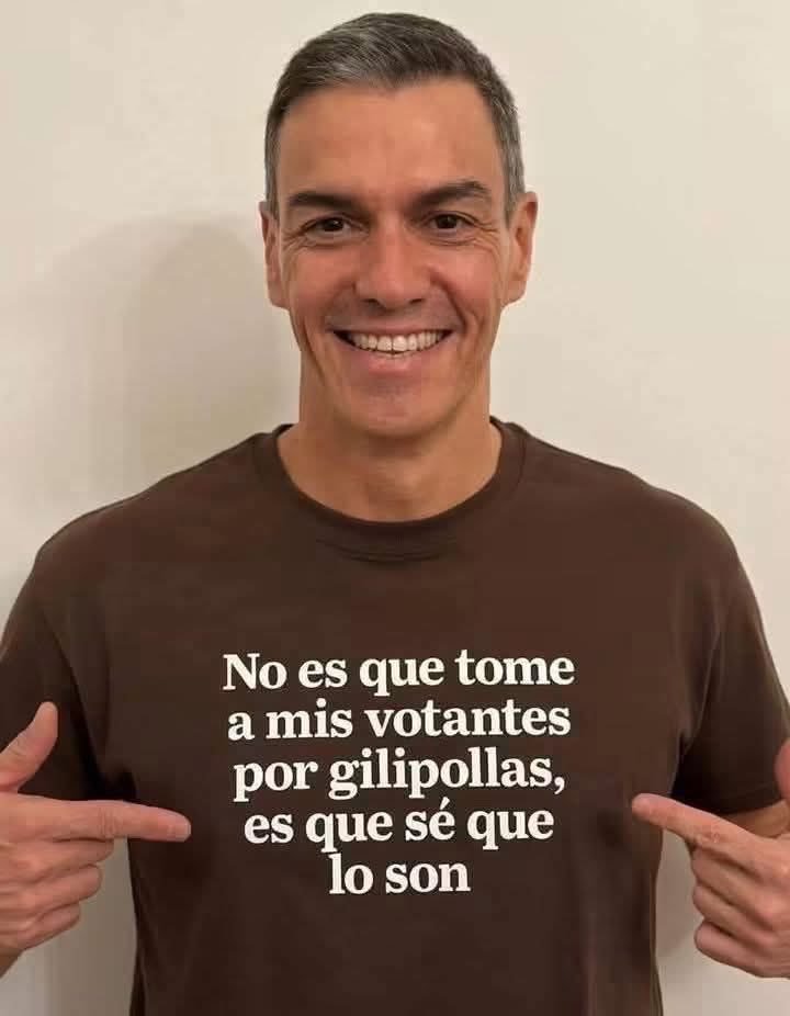 Anthhhonio's tweet photo. Gobierno traidor.
Está entregado a Marruecos.

Gobierno criminal.
Sus políticas matan.

Gobierno maldito.
Odias a España, España te odia a tí. https://t.co/gs1HX9GtNt