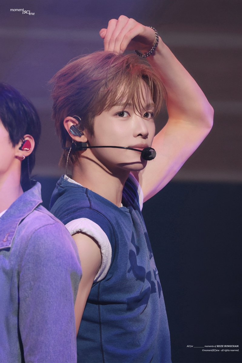 momentscene913's tweet photo. 260813 Mezamashi live

#성찬 #SUNGCHAN #ソンチャン #RIIZE #라이즈 #郑成灿 #鄭成燦 https://t.co/bEHVbyKvB1