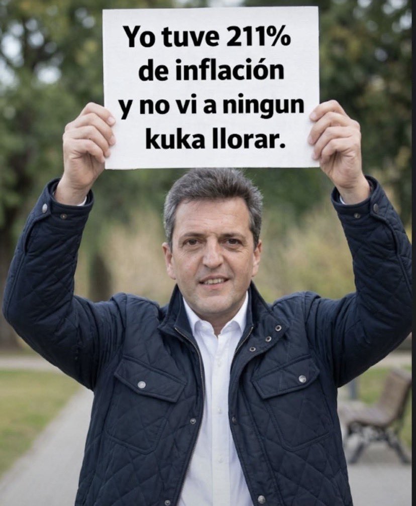 osvagoya's tweet photo. Massa, si se presenta… ponele, (acordate y guarda este posteo) los Kukas lo van a volver a votar, porque están acostumbrados a comerse cualquier sapo, a quien le digite la Chorra ✌️ https://t.co/yyWfRIkCNt