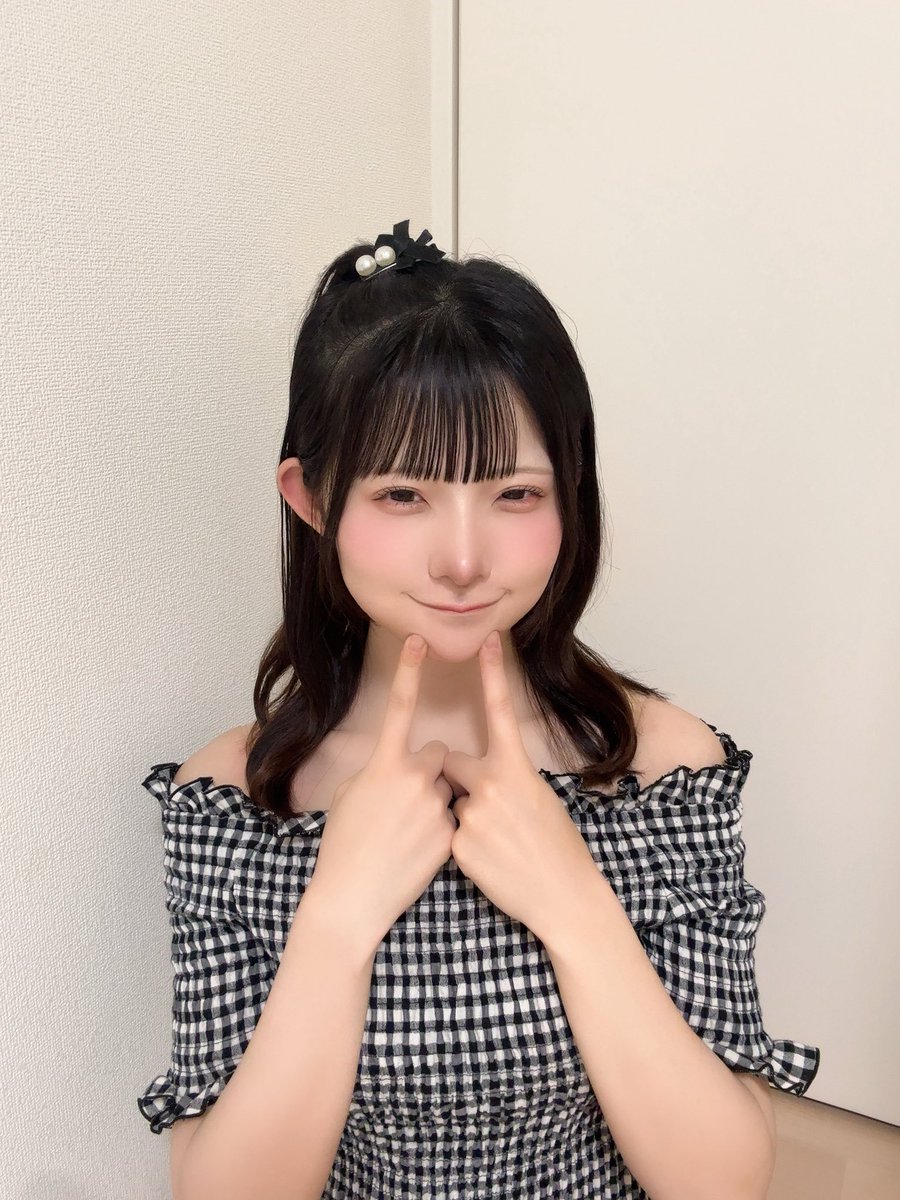 naru1_79's tweet photo. 出会えた私を責任もって育て続けなさい！ https://t.co/0ELB22Zbp3