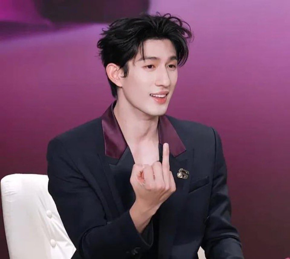michelelu123's tweet photo. To whoever is paying these haters to spread malicious rumors—and now the airport incident—know that you envious people will never win. Karma is coming; nobody messes with Ayden and Elio. https://t.co/b7x6CCrB3E