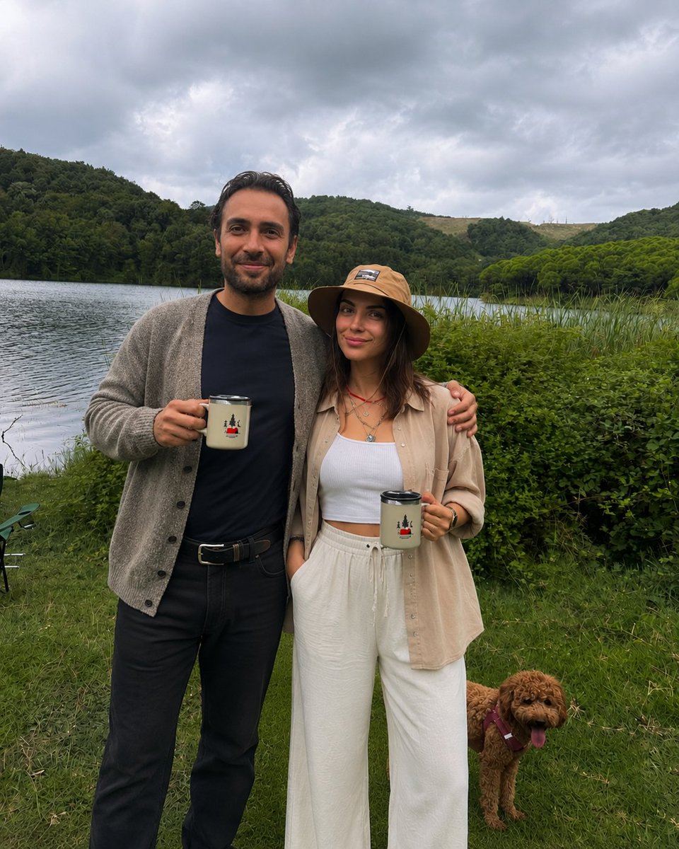 tbdiran's tweet photo. Nasıl olmuş?
Uzun süre bizden uzak kaldığınızda, biz de çareyi fotoğraflara sığınmakta buluyoruz. 🥹🤍
#TaşacakBuDeniz 
#esdil 
#UlaşTunaAstepe 
#DenizBaysal 
#UlDen https://t.co/YqTJgq9N7a