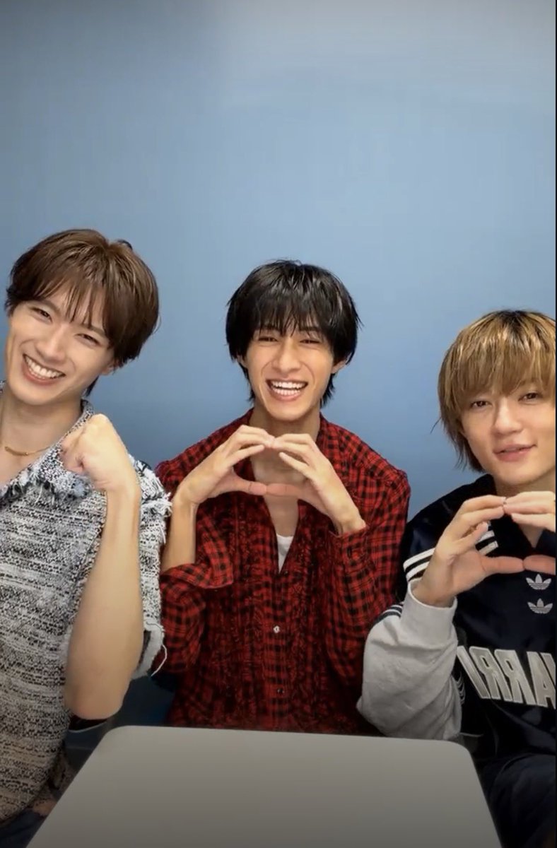 4hx0f's tweet photo. おめでとう1️⃣0️⃣0️⃣万人💘✩
 #MILK #佐野勇斗 #山中柔太朗 #曽野舜太 https://t.co/y0rD6cavAV