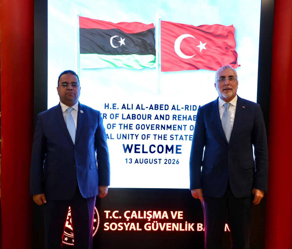 isikhanvedat's tweet photo. Libya Çalışma ve Rehabilitasyon Bakanı Sayın Ali Al-Abed Al-Rida ile Bakanlığımızda ikili görüşmemizi gerçekleştirdik.

Ülkelerimiz arasında imzalayacağımız İşbirliği Mutabakat Zaptı’nı ve kurumsal ilişkilerimizi güçlendireceğine inandığımız Ortak Çalışma Komisyonu’nu değerlendirdik. 

Tarihi bağlara sahip olduğumuz Libya ile çalışma hayatı ve sosyal güvenlik alanlarındaki ilişkilerimizi daha da güçlendirmeye kararlıyız.🇹🇷🇱🇾