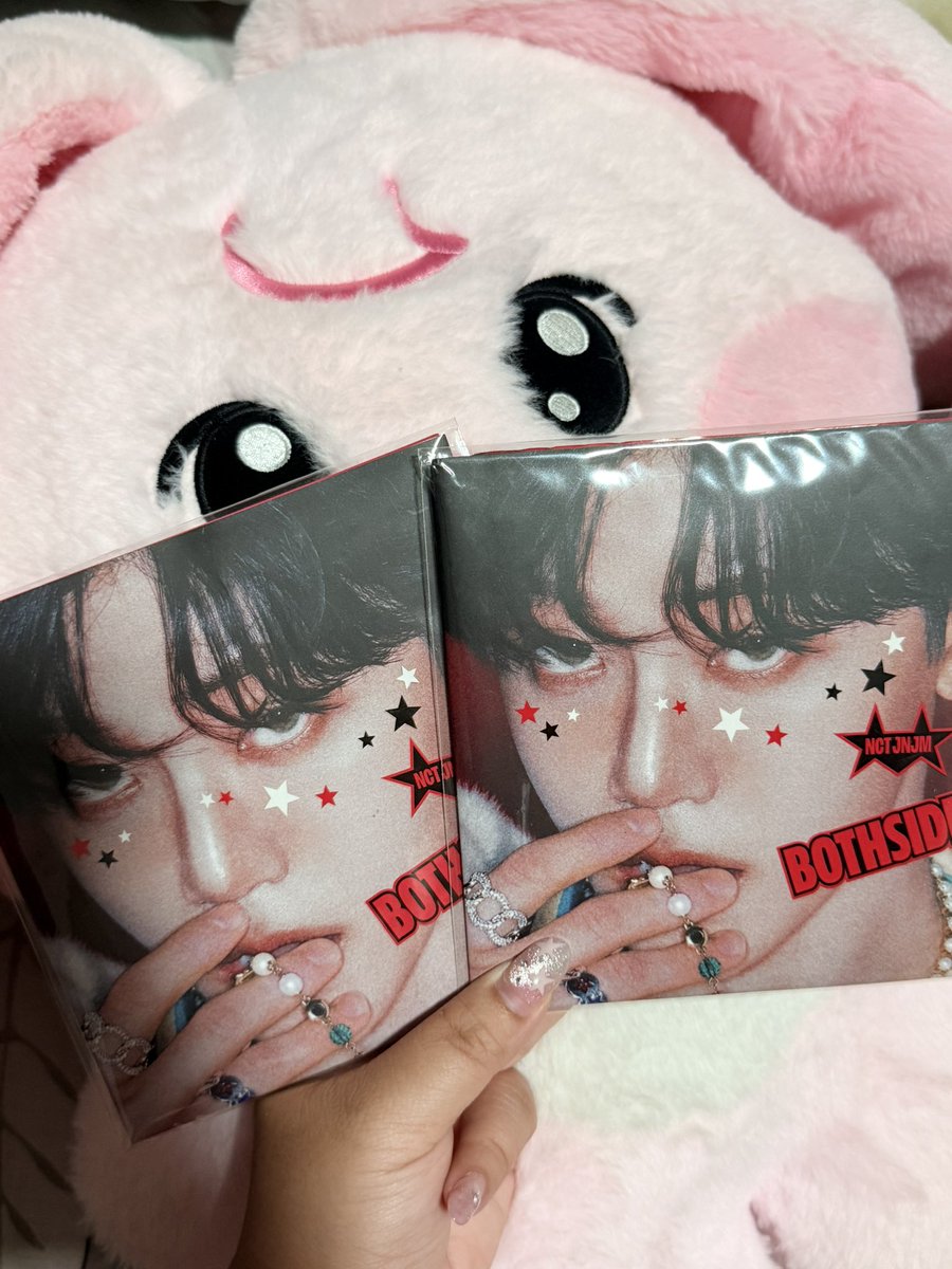 1225cart's tweet photo. quick jaemin day giveaway 🐰🎂🩷

— two (2) winners of NCT JNJM BOTH SIDES POSTER VER (JAEMIN cover)
— rt, like &amp; reply the tags below !!
— ends tomorrow
— ph only 🇵🇭

#MakeAWishForJaemin
#사랑으로_가득찬_재민이의_스물여섯 
#HAPPYJAEMINDAY https://t.co/vIhUmv7KXS