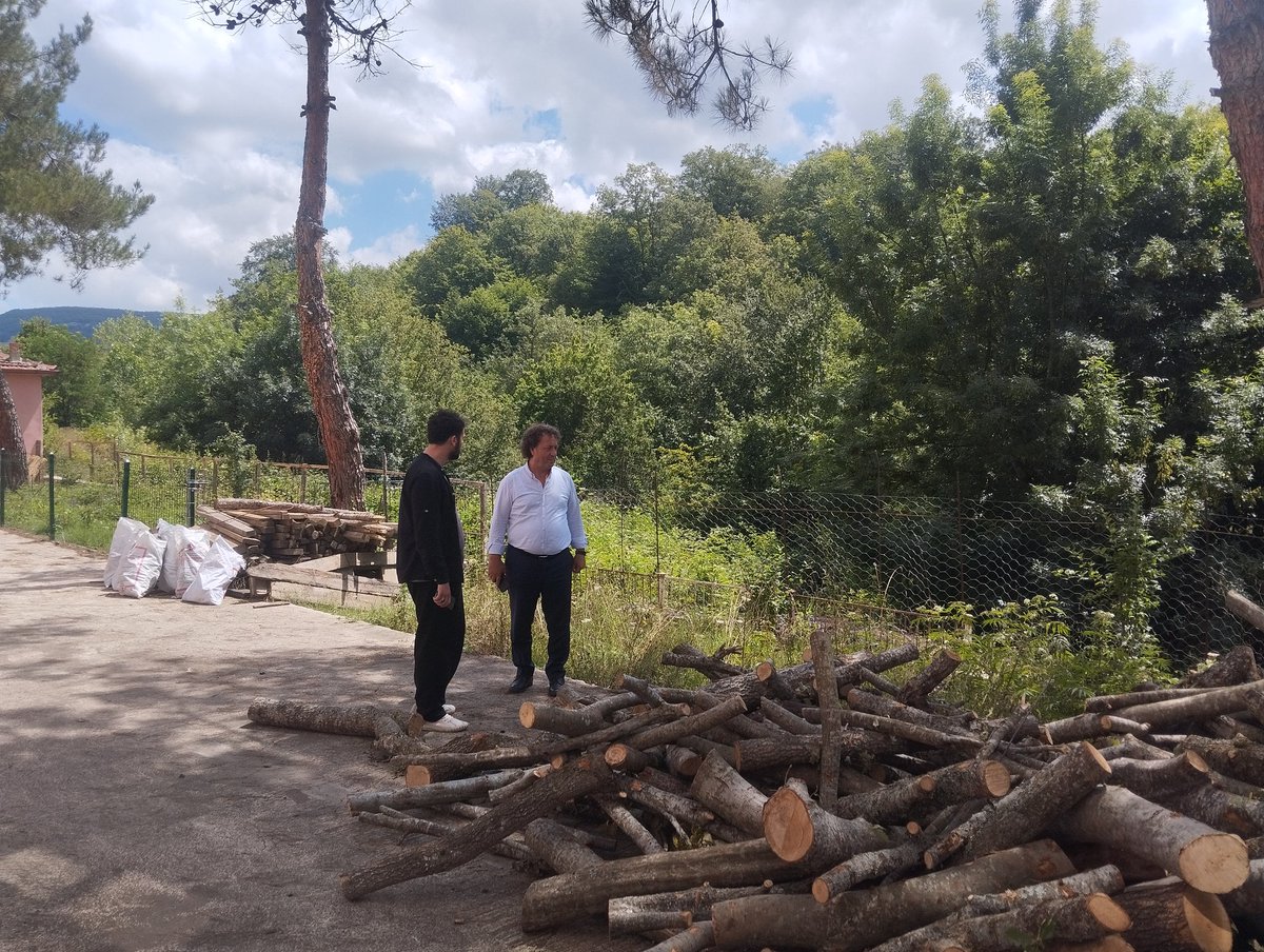 asarcikmem's tweet photo. 2026-2027 eğitim-öğretim yılına hazırlık durumu, iş sağlığı ve güvenliği ve okul güvenliği hakkında inceleme ve değerlendirmelerde bulundu.
@tcmeb @samsunmem @MustafaZDL4 https://t.co/mRk96SVn3C