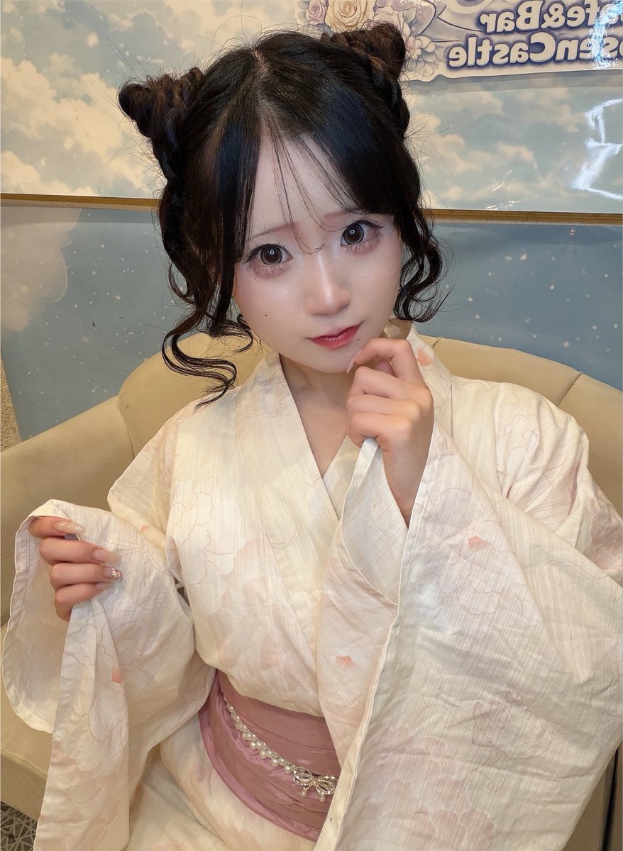 rena02_09's tweet photo. 浴衣〜
#自撮り界隈 #いいね返し #おすすめにのりたい #可愛いと思ったらいいね #コスプレ  #キャバクラ #コンカフェ #イベント #夏フェス #浴衣 #夏祭り #花火 https://t.co/8ferPZSE4N