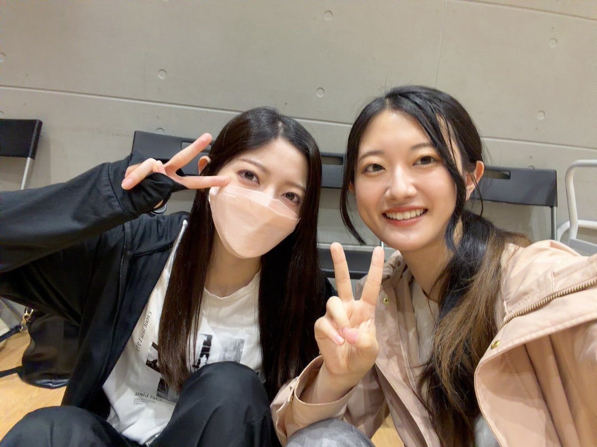 TACHIKOMA_NG's tweet photo. #奇跡の一枚2026
＃まほりこぽんタイム

＃山口真帆
 #ymfc
#悪魔カフェへようこそ
#クロノブレイバーズ
#星の砂

＃菅原りこ
#聖籠町文化·芸能大使 
#夜空に預けたもの
#Its_SHOW_TIME

＃長谷川玲奈 
 #胎内市観光PR大使
#おばあちゃんの秘密
#黒猫と魔女の教室
 
#大原きらり
#mzsrz
#この踊 https://t.co/D8NiFpWLsC