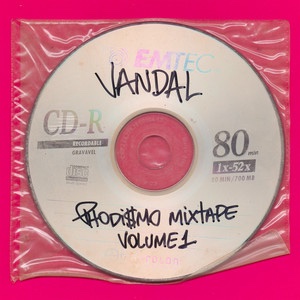 1atc3's tweet photo. Ainda sobre discografia impecáveis, essa daqui me dá um gás pra viver e quebrar tudo como nenhuma outra. 

VANDAL DIFERENCIADOH https://t.co/PruAx40Umv
