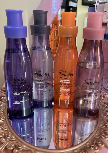 edstressed's tweet photo. Gente, separei alguns produtos que eu realmente indico! 🥰E a melhor parte: eles já estão em promoção e, comprando pelo link da minha Loja Natura, você ainda ganha 15% de desconto com o cupom que estou liberando. 📷Vale a pena aproveitar📷https://t.co/5reMabhvXR https://t.co/Sui3W2DoB2