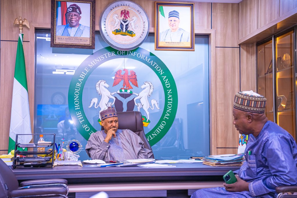 FMINONigeria's tweet photo. Yesterday, the Honourable Minister of Information and National Orientation, @HMMohammedIdris, received a delegation from Kebbi State led by the Honourable Commissioner for Information, Yakubu Ahmed, on an advocacy visit to his office in Abuja. https://t.co/8w4I0Oq9LV