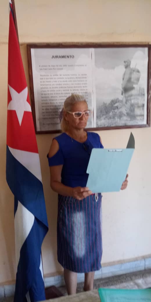 ElectoralD78737's tweet photo. Desde el Consejo electoral municipal de #Abreus homenaje en #100AñosConFidel
"Soy optimista y comparto la esperanza de que un mundo mejor es posible"
#FidelPorSiempre #JuntosPorLaDemocracia https://t.co/cxNEP83PXe