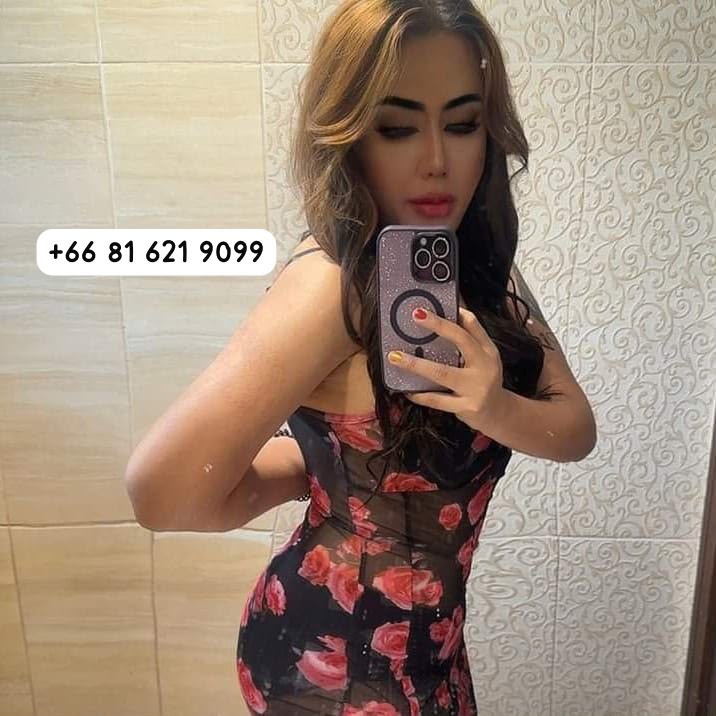 riulby's tweet photo. #ladyboy_riyadh 
#ladyboy_saudi 
#ladyboy_both_in_Riyadh https://t.co/gBk9rDxozY