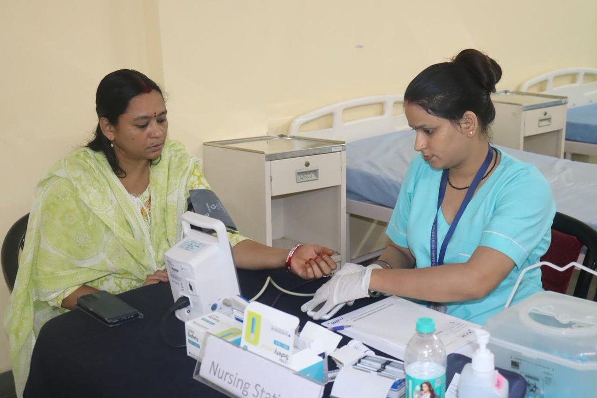 UBArea_IA's tweet photo. 🔥 HEALTH TODAY. STRENGTH TOMORROW. 🇮🇳

Because prevention can save a life before the battle even begins.

As part of the 59th #AWWAWeek, #GoldenKeyDivision brought specialist care closer to families at #ClementTown through a Health & Cancer Screening Camp with Ganga Prem Hospice & Rajiv Gandhi Cancer Institute.

From Pap smears & oral screening to BP, sugar checks and specialist consultations—early detection. timely action. stronger families.

Caring for those who stand behind our warriors.

#IndianArmy #SuryaCommand #GoldenKeyDivision #AWWA #HealthcareOutreach #महिला_स्वास्थ्य #स्वस्थ_परिवार
@adgpi @panchshulpulse @PRODefDehradun @suryacommand @IbexRadioTarana @radioibextarana @voiceofspiti @voiceofkinnaur  @ProDefLko @SpokespersonMoD @DefMinIndia @OfficialAwwa
