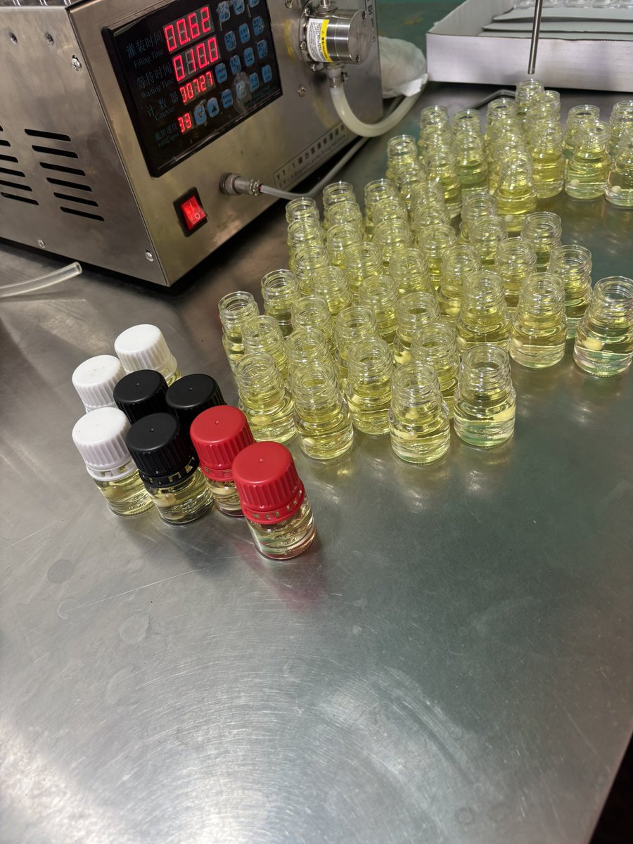 LiMr428's tweet photo. #poppers. Factory direct sales, diverse styles, stable quality, and competitive prices. Bulk orders are welcome. WhatsApp: +447950016194 https://t.co/9DHjQXh5UC