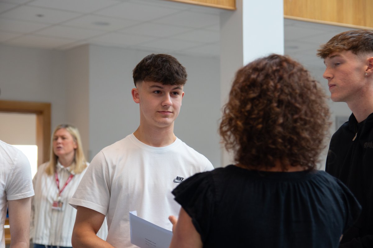 ulidiacollege's tweet photo. The excellent results reflect the hard work, determination and ambition of students, supported by dedicated staff and families throughout their Sixth Form journey.

This year's results saw more than 75% of students achieve at least two A*-C grades, while almost 90% students... https://t.co/IMoFKqV5oK