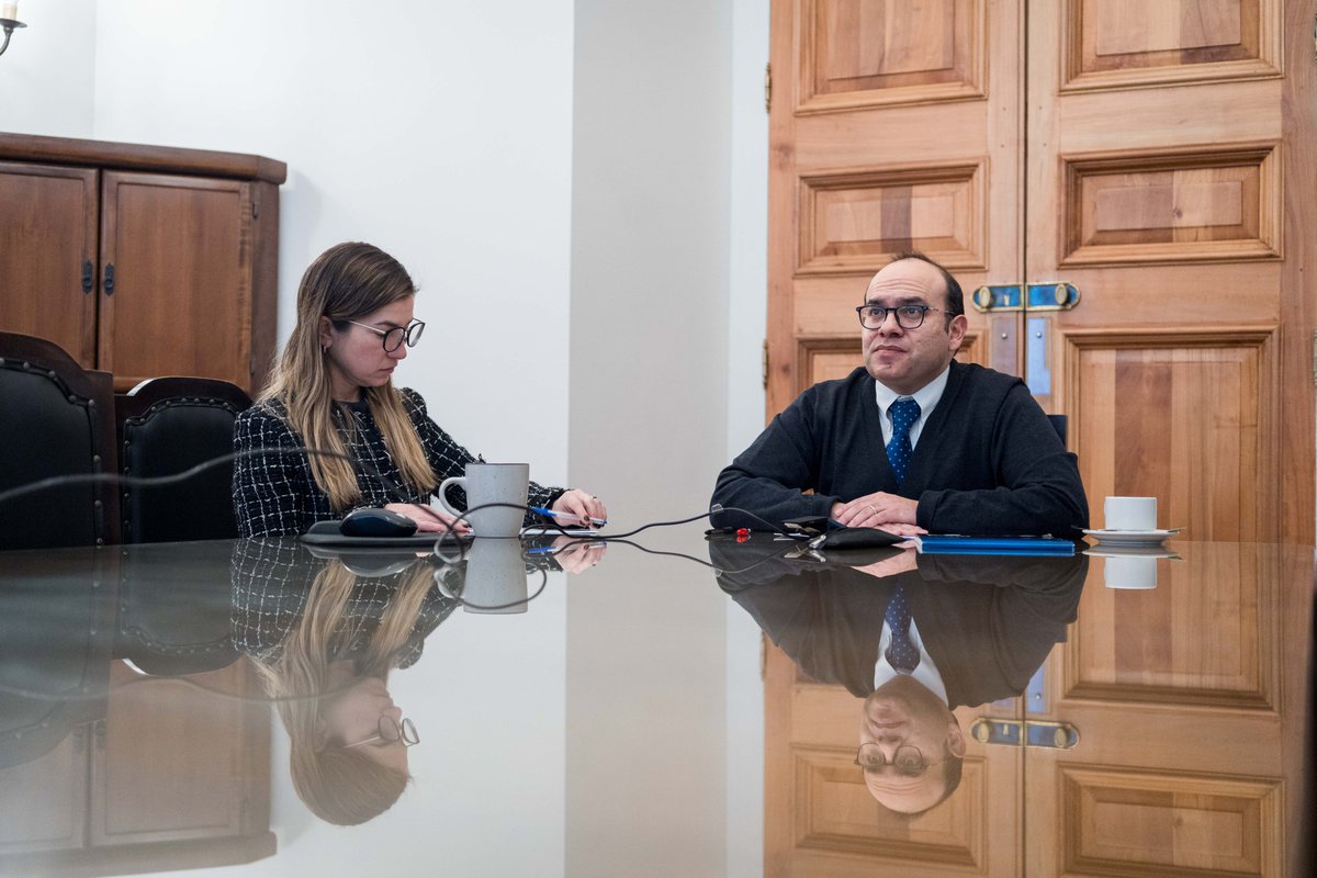 SubseInterior's tweet photo. En respuesta al sistema frontal, activamos la reunión de coordinación operacional por la contingencia de invierno en nuestros pasos fronterizos 🏔️

La seguridad en las rutas es nuestra prioridad. #JuntosChileSeCuida. https://t.co/qLdY4hjyk1