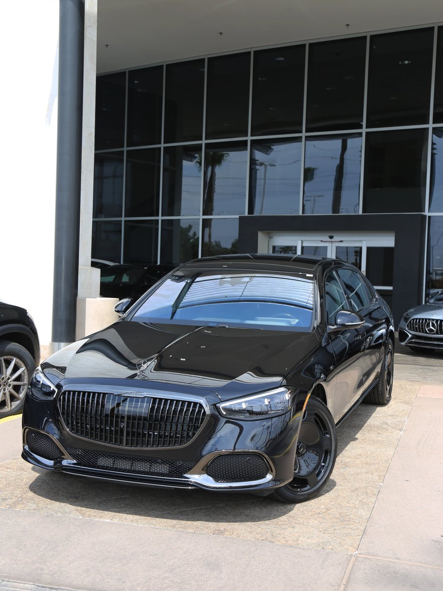 mbmaybachfans's tweet photo. Batman Edition: MAYBACH S 680 V12 Night Series 🦇

📸: @fjimportslv (IG) https://t.co/VmO9LhEe26