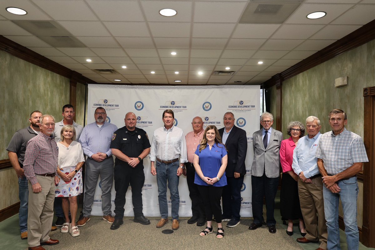 SenatorHagerty's tweet photo. I was honored to speak with leaders across multiple business sectors in Waverly to learn how the community is continuing its economic recovery following the devastating 2021 flood. 

On-the-ground conversations like these are critical to understanding the challenges and opportunities facing communities across Tennessee.

Thank you to Mayor Frazier and to the entire Waverly community for welcoming me!