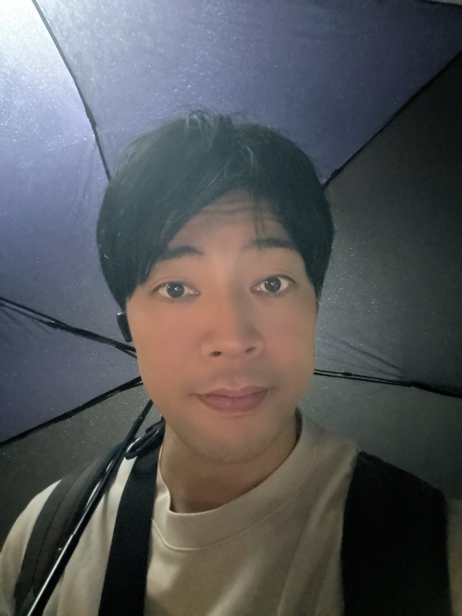 okam_radio's tweet photo. 雨にも負けず元気！雨ひどい地域の方どうぞご安全に！#ご安全に https://t.co/C07lagwBCt