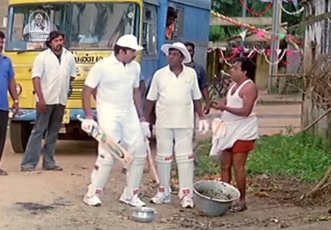 despoters_12345's tweet photo. எங்க போற : பக்கத்து தெருவுல பெயிண்ட் அடிக்க போறேன்..

உன் பேரு என்ன - J.P Murugan 

இனிமேல் நீ JP Morgan வந்து 10,000 கோடி இன்வெஸ்ட் பண்ணிட்டு போ...... https://t.co/4LOqGO8uPf