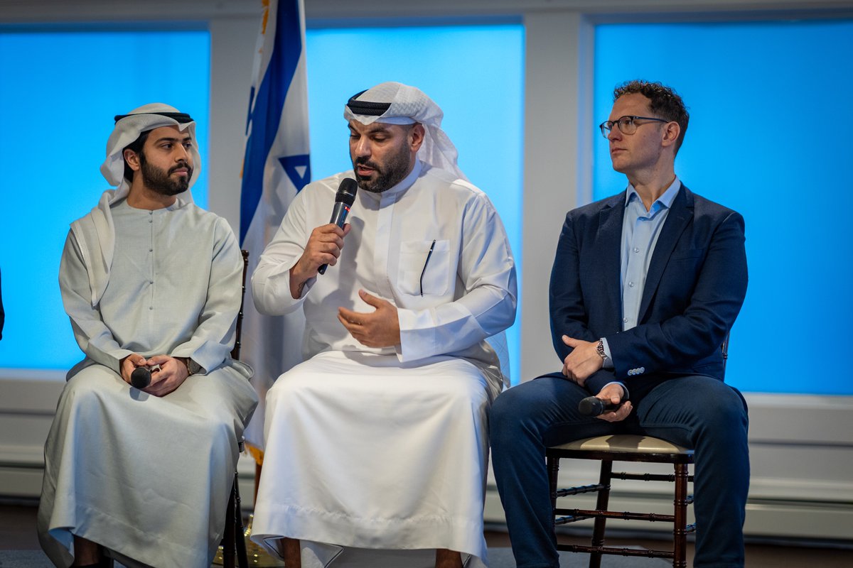 DrCaseyBabb's tweet photo. Amazing time in Philadelphia speaking with my friends @lalshareef, @OmarBlooshiAE and @AhmedSharif. Thank you, @JFedinPhilly!

If you'd like us to come to speak to your community — DM me. We'll make it happen. https://t.co/PYQ9MhlaE1
