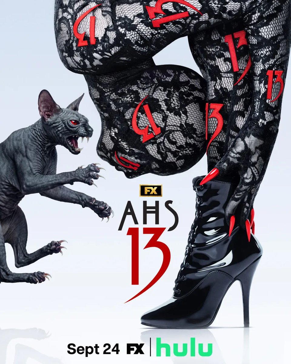InfoDisneyHulu's tweet photo. American Horror Story: 13 contará com 13 episódios de meia hora com lançamentos semanais:

24/09: Episódios 1 a 3
01/10: Episódios 4 a 6
08/10: Episódios 7 e 8
15/10: Episódios 9 e 10
22/10: Episódios 11 e 12
29/10: Episódio 13