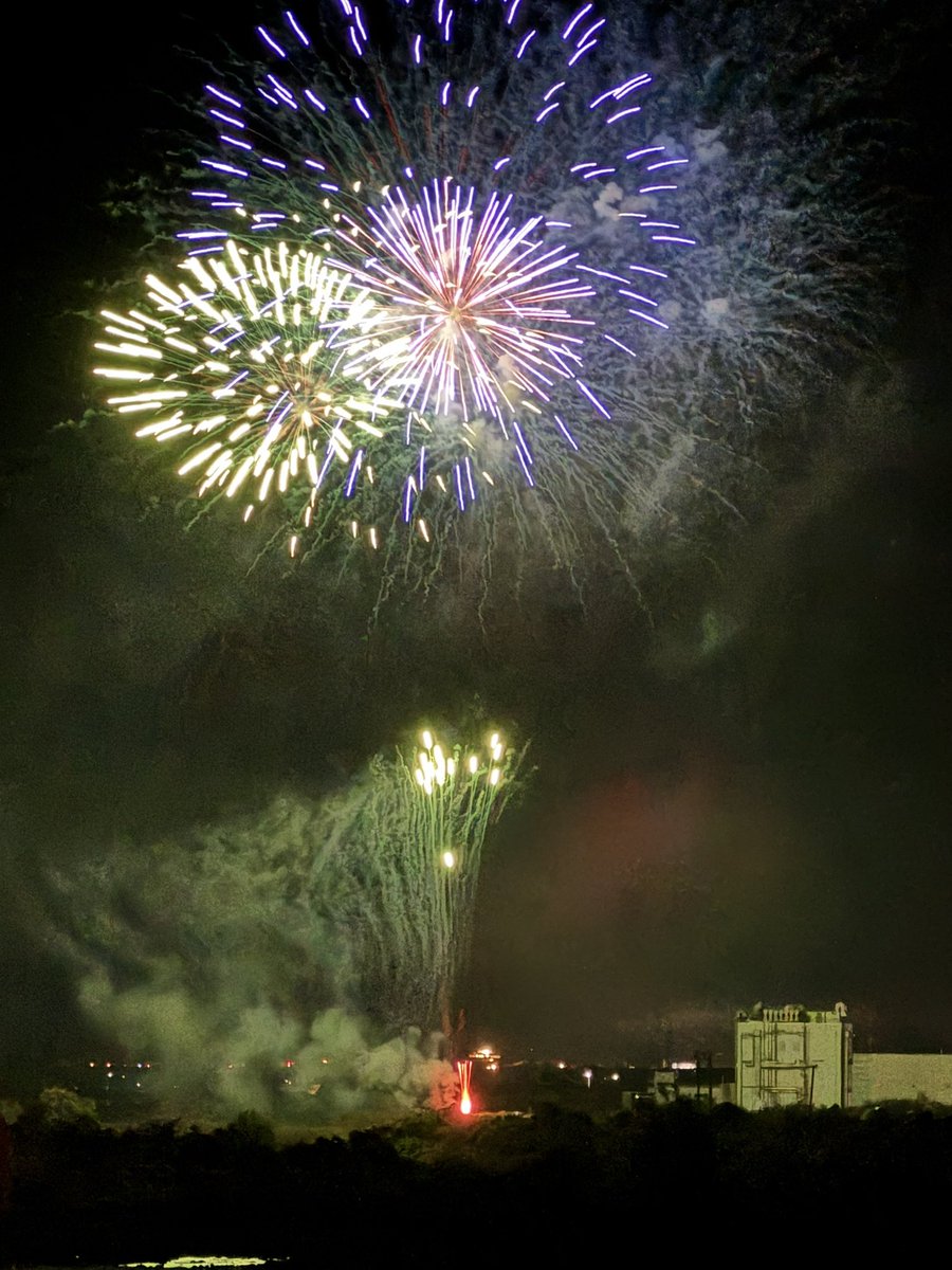 na2mi0909's tweet photo. 毎年恒例の上市花火大会。
今年も楽しく拝見しました😊✨ https://t.co/rf5OCGZT6h