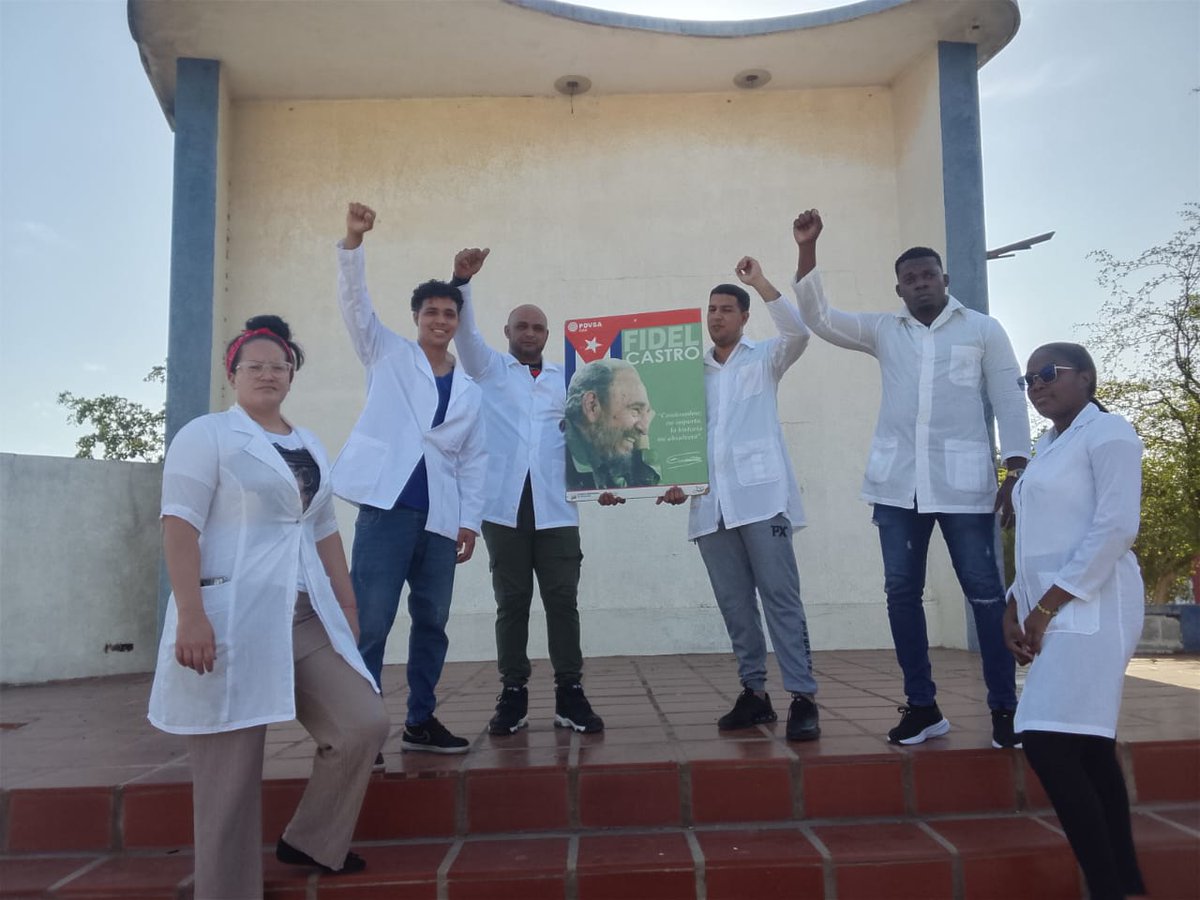 BAngulo's tweet photo. Desde El CDI El Bajo Del Estado Zulia Municipio San Francisco 
Los jóvenes siempre van a la vanguardia con Fidel. 
#100AñosConFidel https://t.co/bDCtNEjvyT