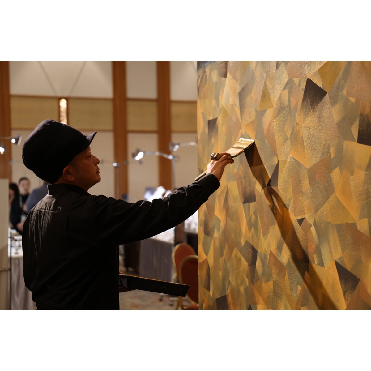 oznote's tweet photo. THE MIYA 秀宝展(Nagano-city, JAPAN)

《blight》
Acrylics on Canvas/1610×1800/2026

More artworks
https://t.co/QWUhkz1RGZ

#livepaint #paintperformance #abstract #contemporaryart #basisspecies #TheMIYA秀宝展 #ベイシススピーシーズ #ジュエリー東京  #OZ尾頭山口佳祐 #ライブペイント https://t.co/Y6jiRaN9IR