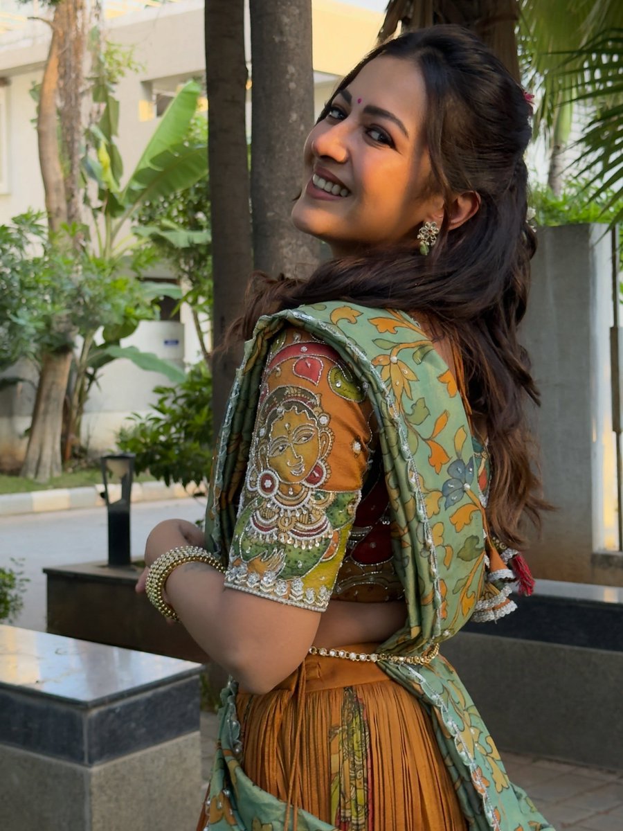 KCinemaExpress's tweet photo. Catherine Tresa 💖 https://t.co/YD6xBj8gqL