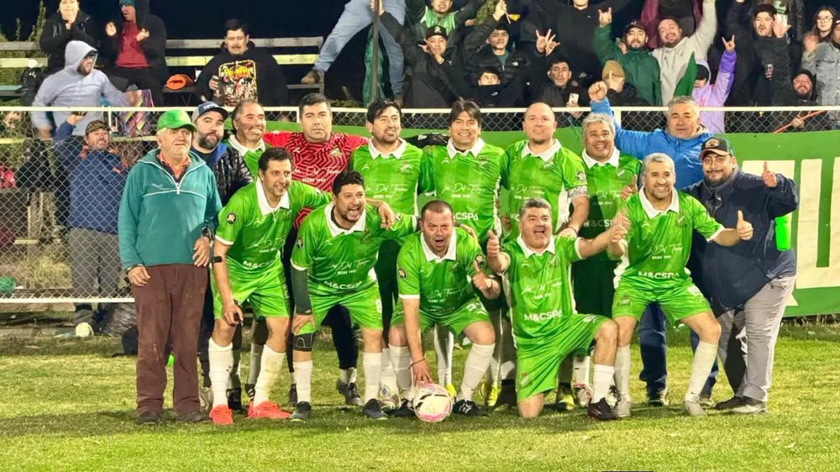 IbacacheLester's tweet photo. #CopaDeCampeonesSeniors45 Santa Rosa avanza a la segunda fase de la Copa de Campeones Senior 45 2026.

La escuadra llayllaina venció a Unión Delicias de San Felipe en la definición a penales, esto tras empatar en la ida 1-1 y en la vuelta 0-0. https://t.co/b9MrVXIsVK