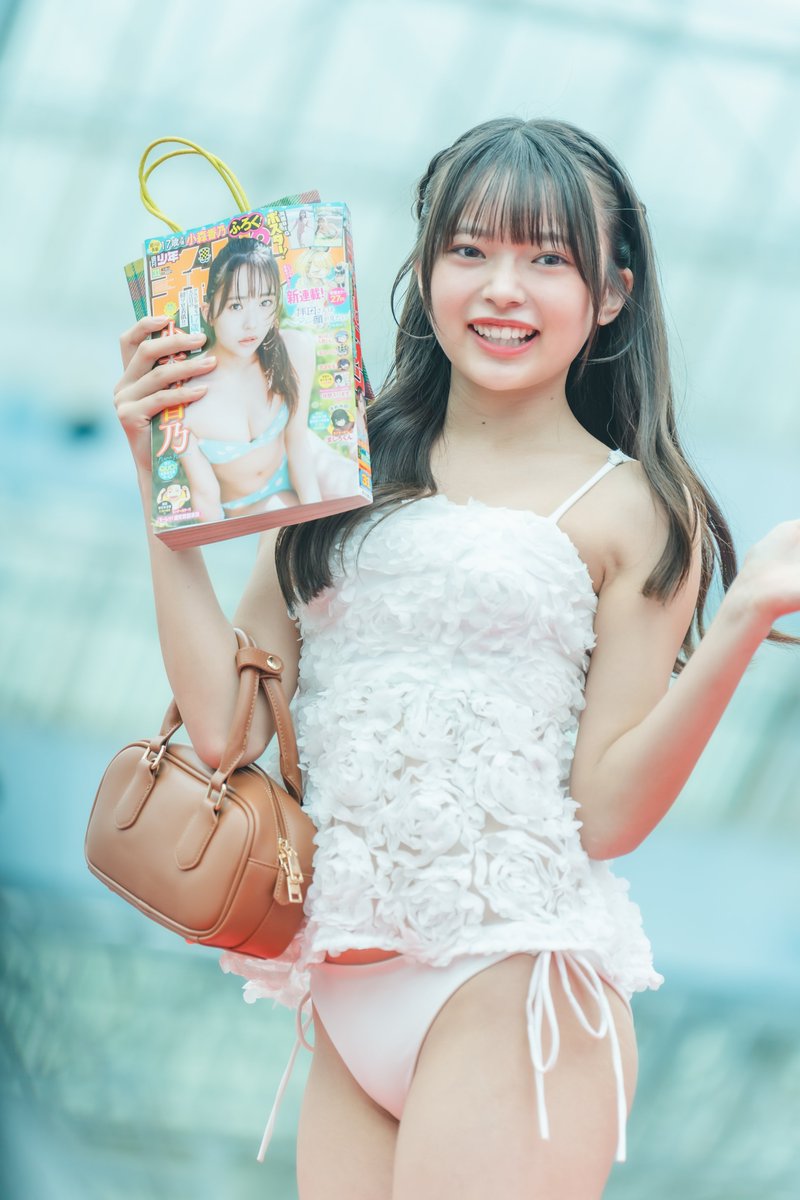 tys_sakai's tweet photo. ランウェイ②本人表紙の雑誌とともに
小森香乃
近代麻雀水着祭2026
𝐓𝐇𝐄 𝐂𝐎𝐋𝐋𝐄𝐂𝐓𝐈𝐎𝐍 𝐬𝐮𝐠𝐚𝐫
2026.07.02 東京サマーランド
#小森香乃 #近代麻雀水着祭2026
※掲載許可確認済 https://t.co/FWbkvXFHrg