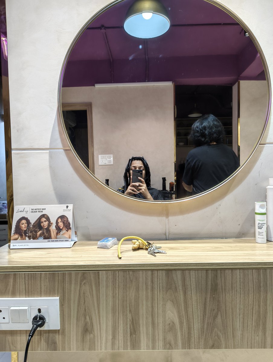 callmeshalzz's tweet photo. Wet > dry > cut > blow. You are READY😈 https://t.co/ktinUpKwPx