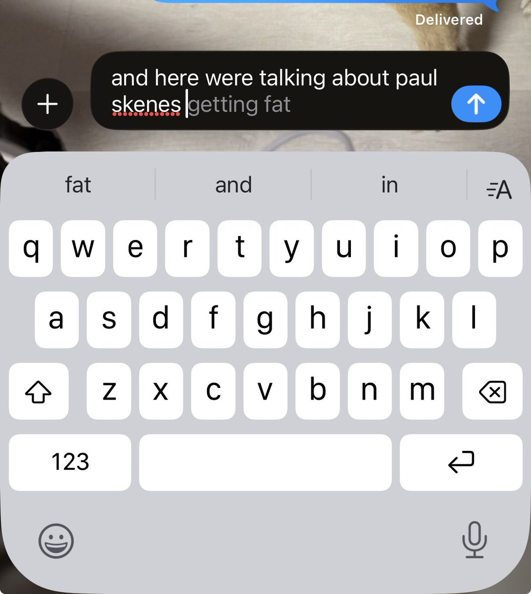 arieldiazz_'s tweet photo. absolutely brutal auto suggestion from siri today https://t.co/Z0yJaPb3v4