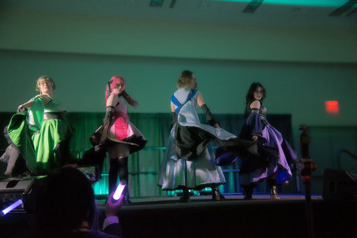 lostdest_info's tweet photo. #FOURBARDS #UNITE FOR A #COMMON #GOAL
📸 @idol_neon
Missed us during our Debut Campaign? Our next show is NEXT MONTH in Baltimore on September 13th! — Bitter Sweet Citrus with FLARE and BERRY! You can purchase your tickets at https://t.co/gM0GBhzaS6 🍓🧭 https://t.co/fLq53Cjuw9