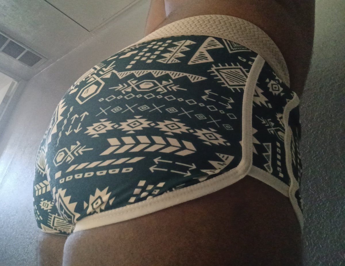 sugar_boy68407's tweet photo. I'm gonna learn how to take a decent pic at some point https://t.co/lruEi6UIBM
