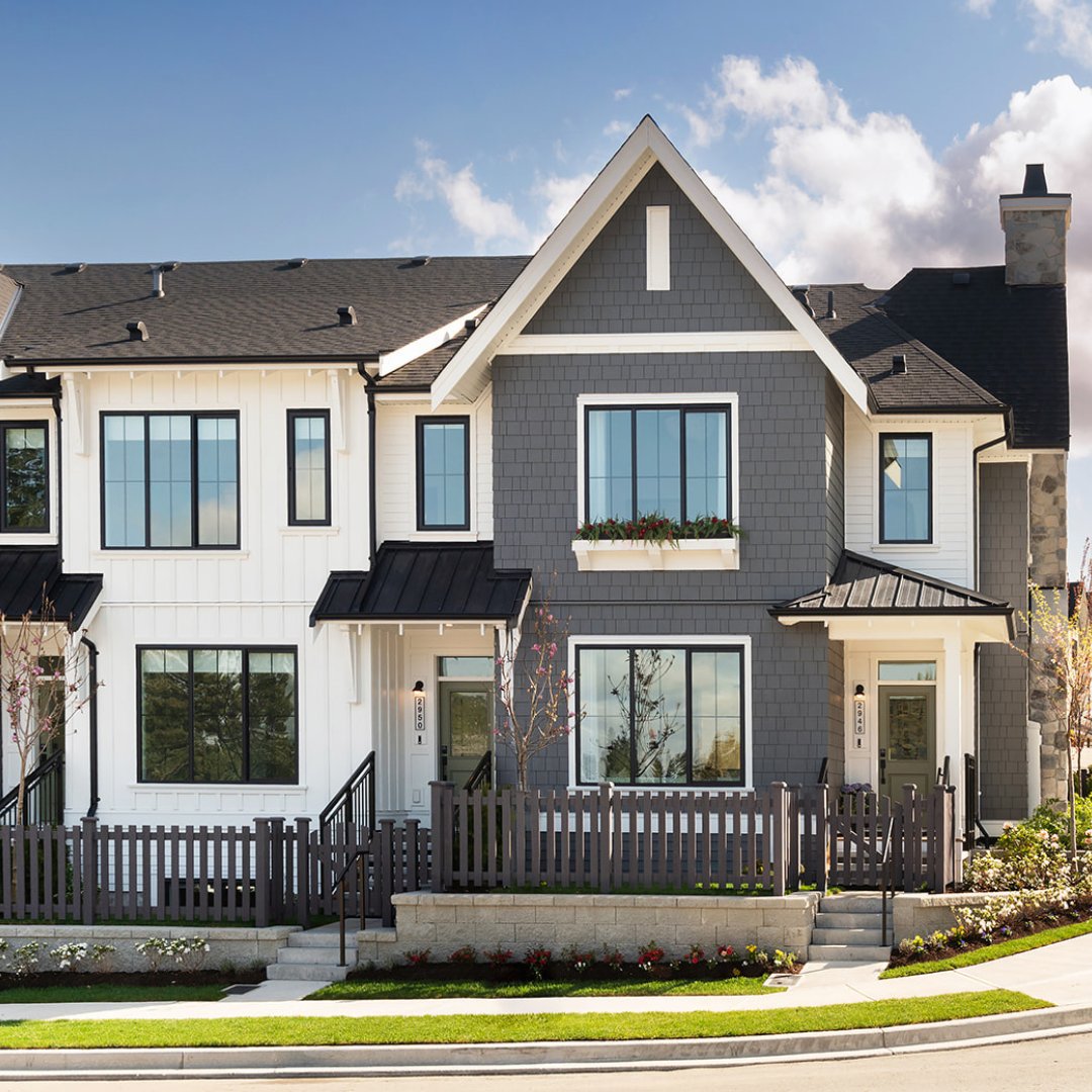 polygonhomes's tweet photo. A new display home is now open at Landon Gate by Polygon!

Come explore the 2,350 sqft A Series home, with 4 bedrooms, a recreation room, gourmet kitchen, spa-inspired ensuite and double car garage. With only three A plans available, now is a great time to visit and experience the home for yourself.

Visit https://t.co/Ao6fPqlkpS to learn more.