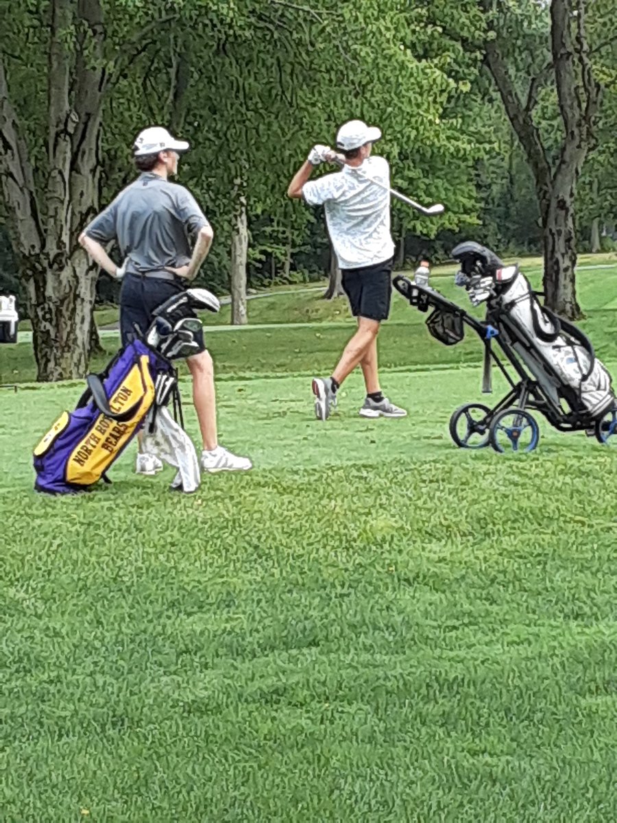RoyaltonGolf's tweet photo. On Monday the Varsity Bears shot 334 at Hudson C.C. 🐻⛳
Patrick Mansbery 79
Lucas Stringer 85
Ryan Wilson 86
Spencer Sefcik 87
Tony Mercurio 88 https://t.co/S7kGtPGgmG