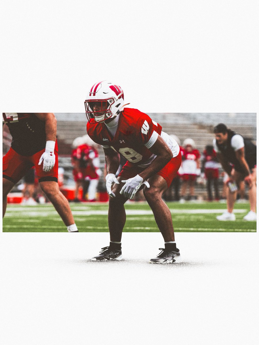 BadgerFootball's tweet photo. One week of fall camp in the books ✅ https://t.co/cfE0BArEBC