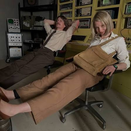 DamianFowler's tweet photo. #miawasikowska The Killings at Parrish Station - in-between takes. https://t.co/sM3OcAdHdm