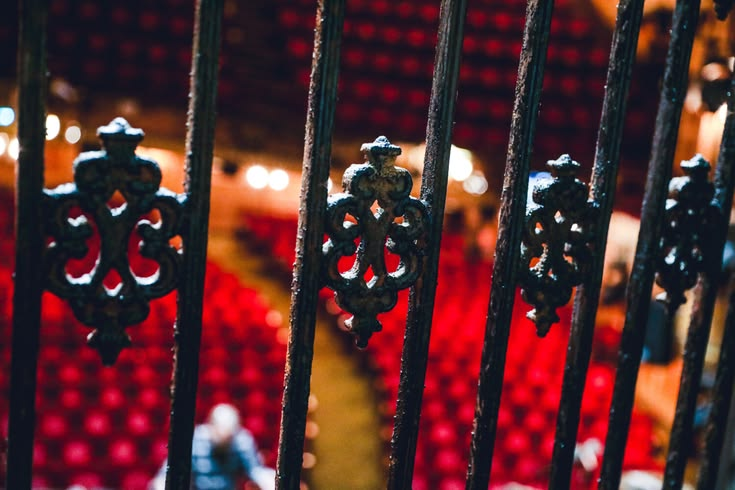 fairskyabove's tweet photo. mmm hadestown stage closeups save me hadestown stage closeups https://t.co/y7X7th3OSP