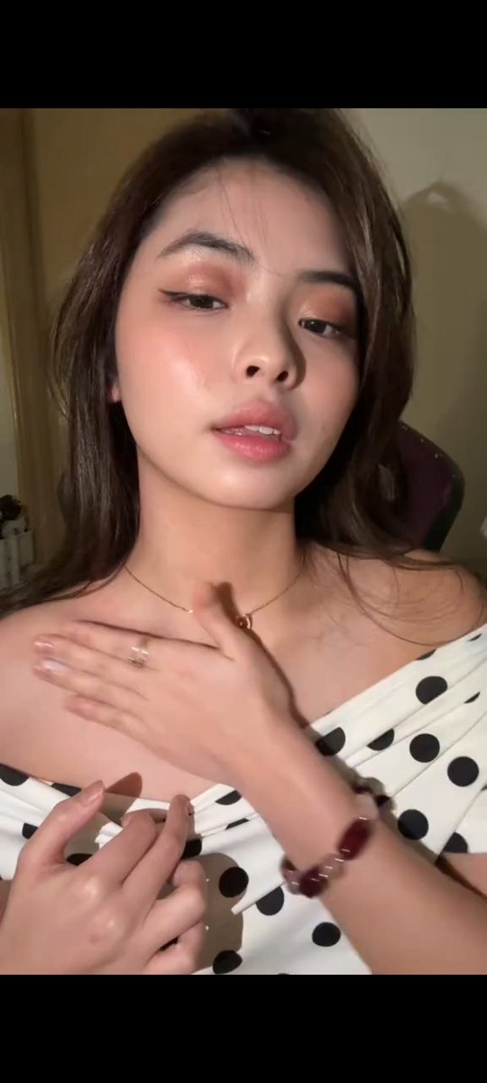 wedfle's tweet photo. 😍🥰 #qistinaraisah #awekmelayusengap #fypmalaysia https://t.co/HtMOb5Nsta