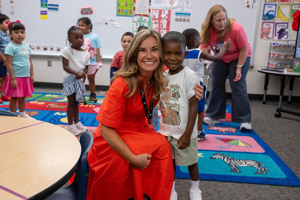 jenny_mcgown's tweet photo. The sweetest smiles on our littlest learners faces this morning 📷 Loved visiting Grace England Early Childhood Center and seeing our caring educators welcome students with smiles, patience, and lots of love. #KleinFirstWeek https://t.co/swDV2Z8uMu