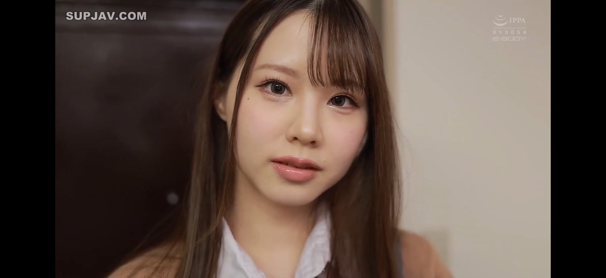 Ngi52Ca's tweet photo. 在片中看到合口味的女主😋😋 https://t.co/W88ssHuYX2